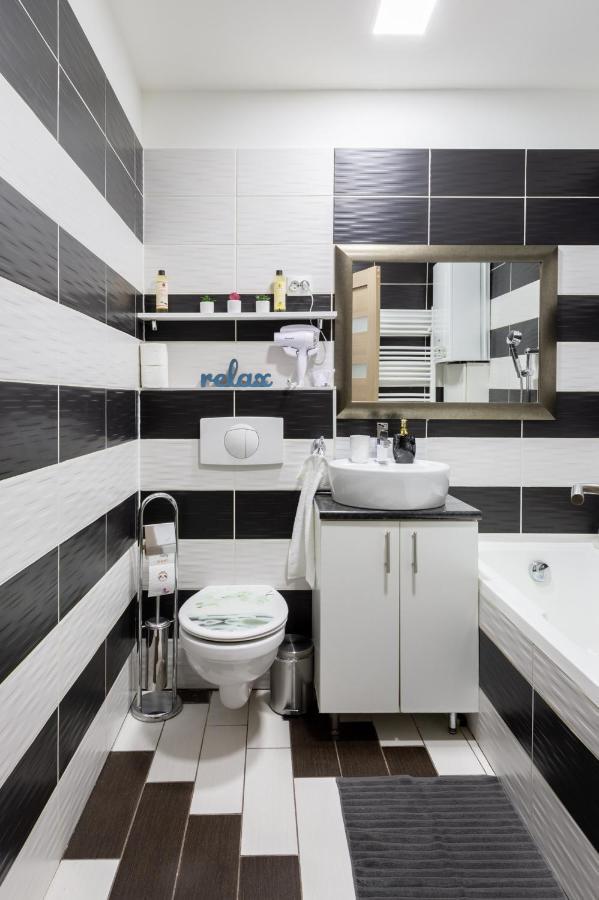 H29 Vivien Apartman Apartment Budapest Exterior photo